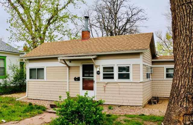 Historic Charm -Located Between CU Campus and Downtown - Available for Fall 2025-2026! photos photos
