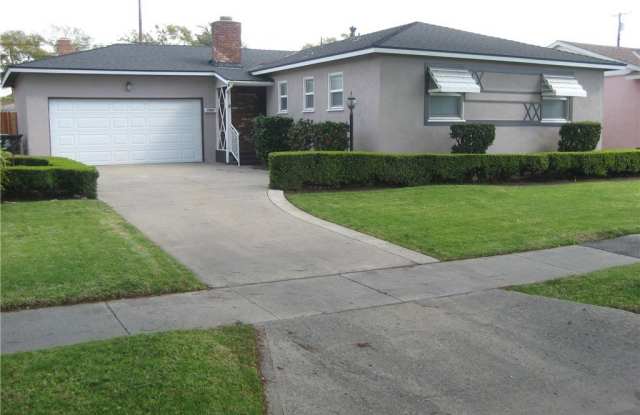 1501 N Linwood Avenue - 1501 North Linwood Avenue, Santa Ana, CA 92701