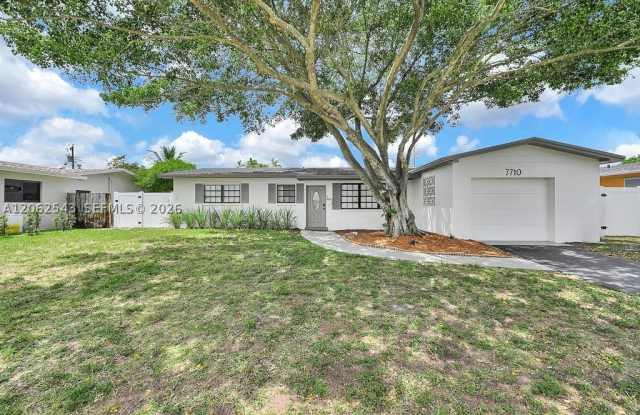 7710 NW 6th Ct Gallery 2
