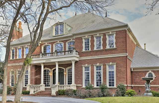 6805 Laurel Valley Drive Gallery 2