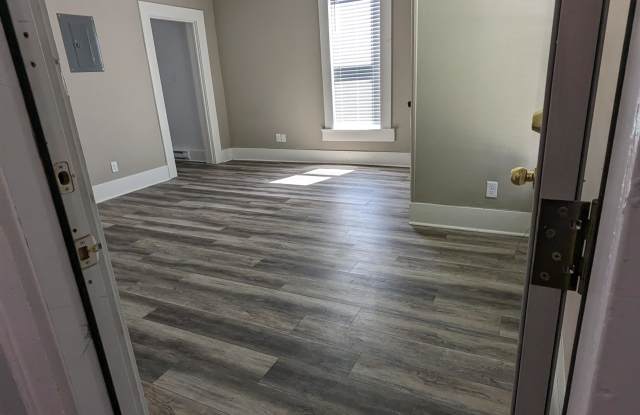 585 West North Street - 1 Gallery 2