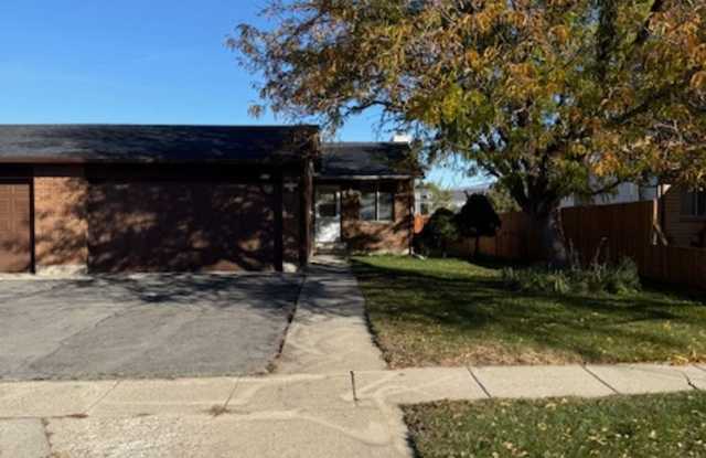 Beautiful Duplex In Great Midvale Location photos photos Beautiful Duplex In Great Midvale Location photos photos