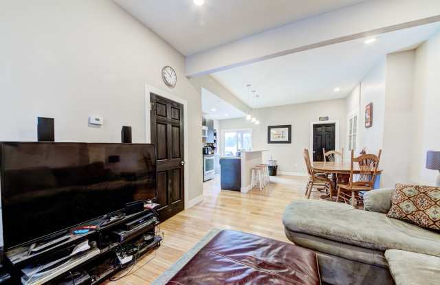 AVAILABLE JUNE 1ST - Spacious 4 Bedroom, 2 Bath Home Minutes from East Carson! - 1922 Shamokin Street, Pittsburgh, PA 15203