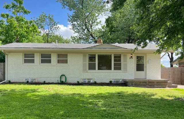 7515 E Gilbert St photos photos