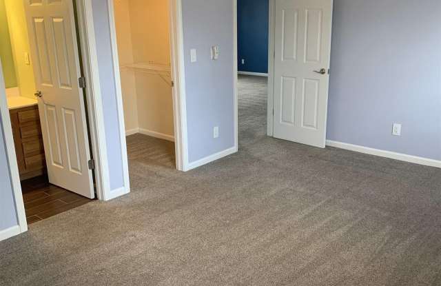 1405 Roundtable Drive Gallery 4