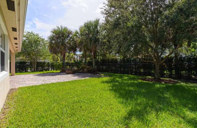 102 Crab Cay Way Gallery 2
