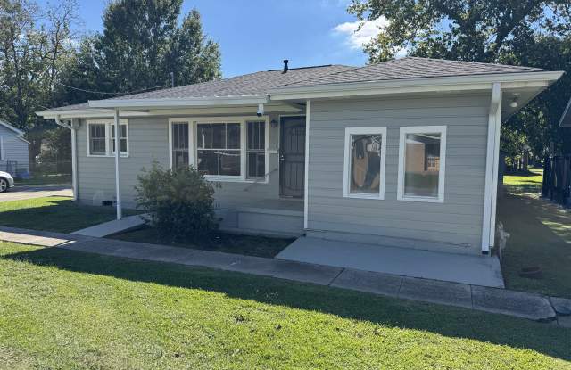 304 Bradford St photos photos