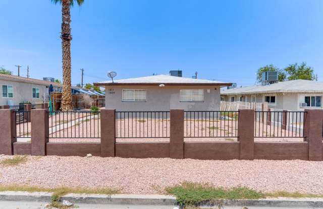 Beautifully Remodeled 3-Bedroom Home in Las Vegas! photos photos