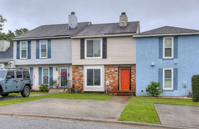 2 Bed Townhouse! photos photos 2 Bed Townhouse! photos photos