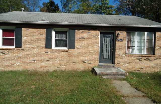 2348 Maclin Cir Gallery 1