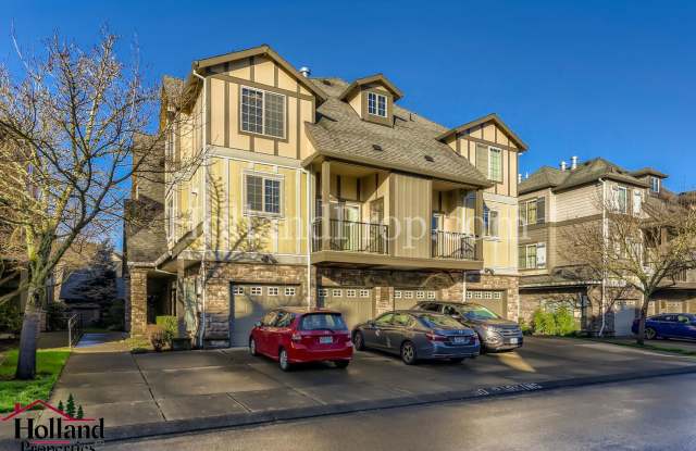 Spacious 2 Bed, 2.5 Bath Condo with Brand New Carpet – Prime Hillsboro Location photos photos
