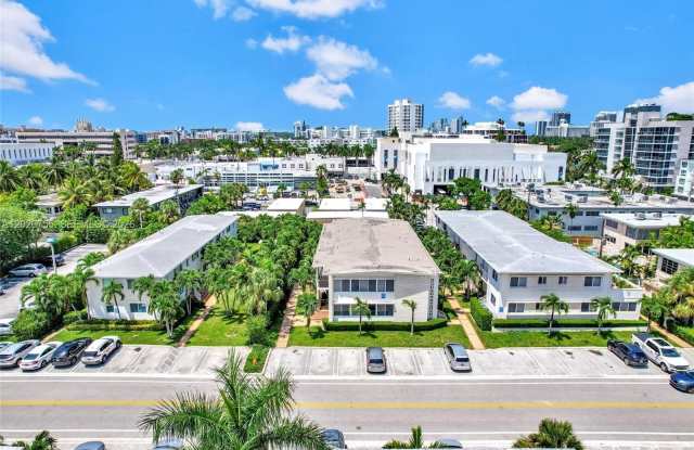 1029 94th St photos photos