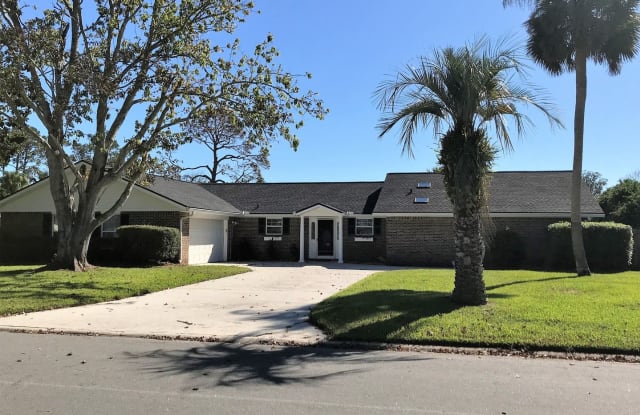617 Oak Street - 617 Oak Street, Neptune Beach, FL 32266