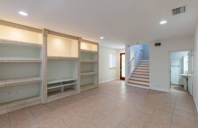 1036 STAGHORN Street Gallery 3