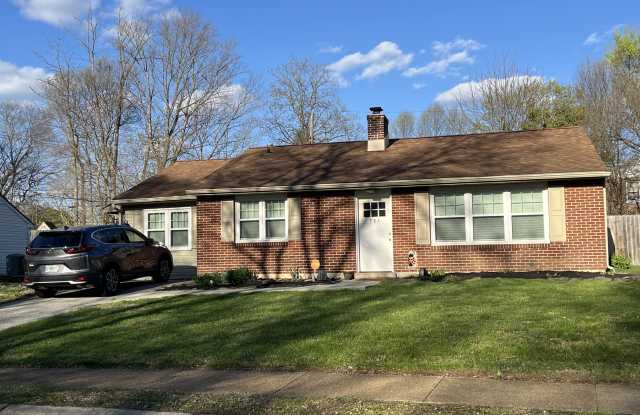 703 Brook Dr photos photos