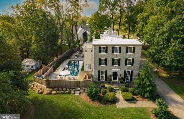 7604 EAST LN - 7604 East Lane, Wyndmoor, PA 19038