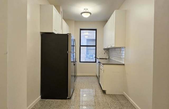 652 West 163rd Street Gallery 4