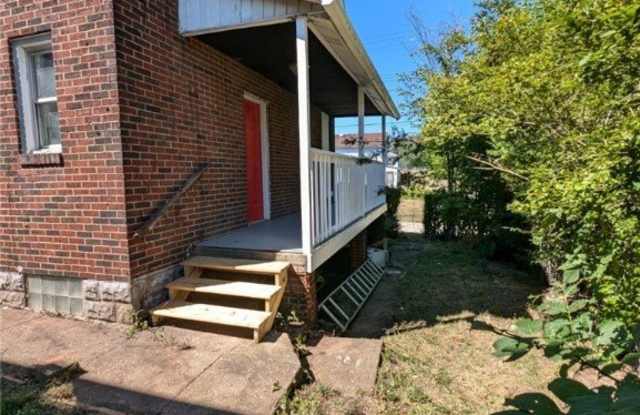910 Edith St Gallery 2