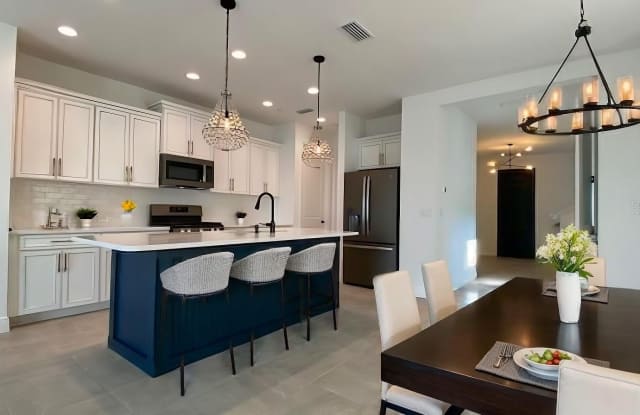 13845 OLD CREEK Court Gallery 4