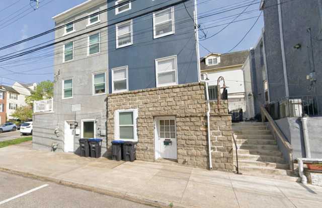 125 MAPLE Street photos photos