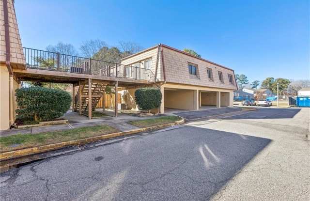 1561 Malibu Place photos photos