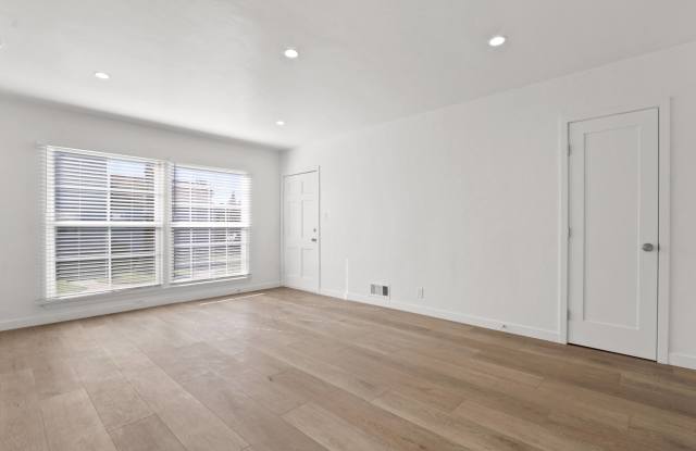805 23rd Street Apartments photos photos