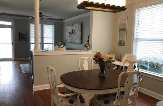 13319 Mercer Drive Gallery 3