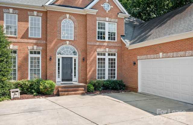 20428 Marblehead Court Gallery 2