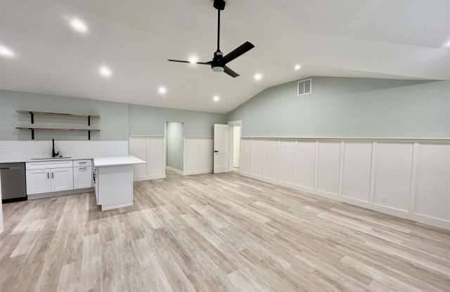 1501 E Cross St photos photos