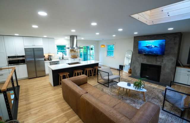 6910 Brook Forest Drive photos photos
