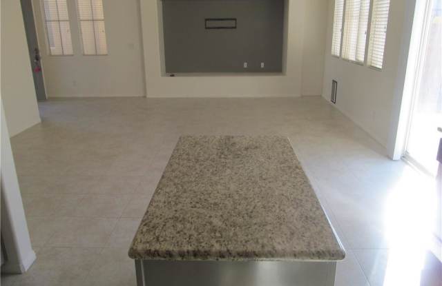 6925 Willow Warbler Street Gallery 4