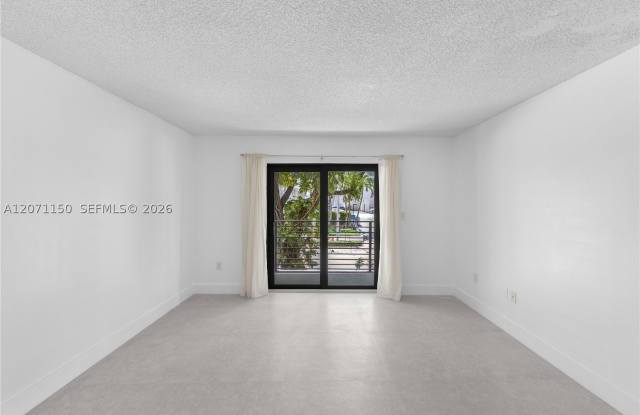 1225 West Ave Gallery 4