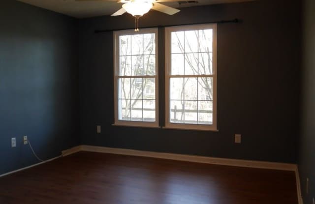 8002 Township Drive Unit C Gallery 4