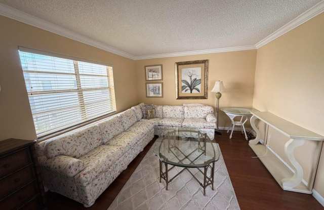 569 NORMANDY L Gallery 3
