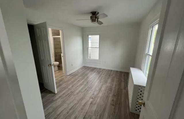 14 THORNROSE AVE photos photos