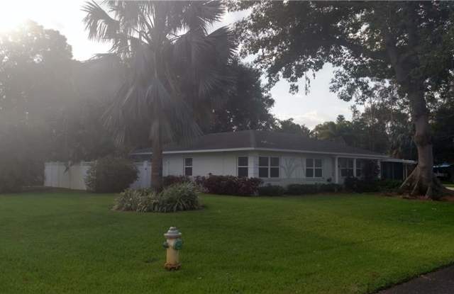 731 74TH STREET N - 731 74th Street North, St. Petersburg, FL 33710