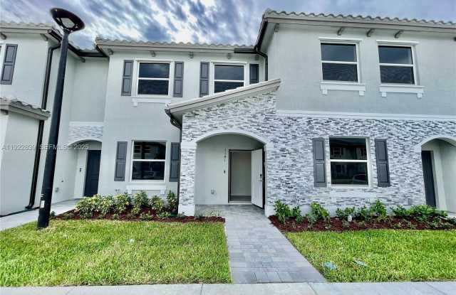 1141 Southeast 2nd Street photos photos