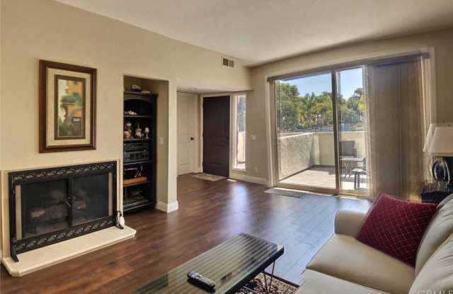 16402 Martin Lane Gallery 4