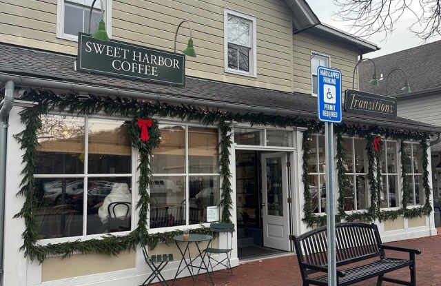 1353 Old Northern Boulevard photos photos