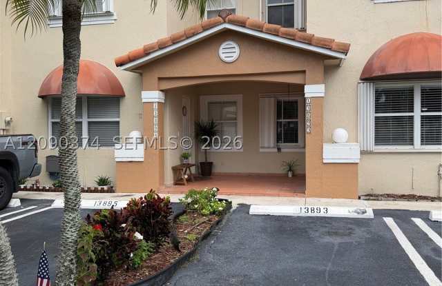 13893 SW 62nd Ter Gallery 1