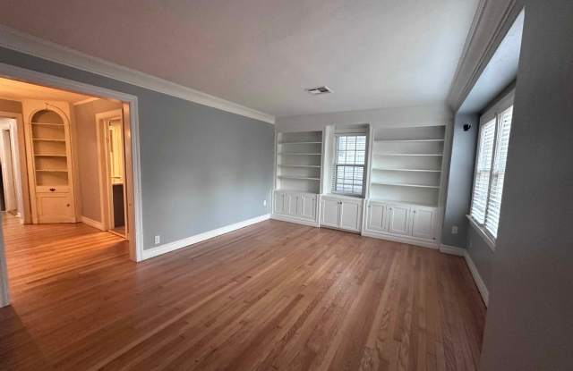 Beautiful Home with Modern Updates, Spacious Living Areas, and Timeless Charm! Gallery 3
