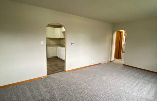 Spacious 3 Bedroom with Finished Basement Gallery 2