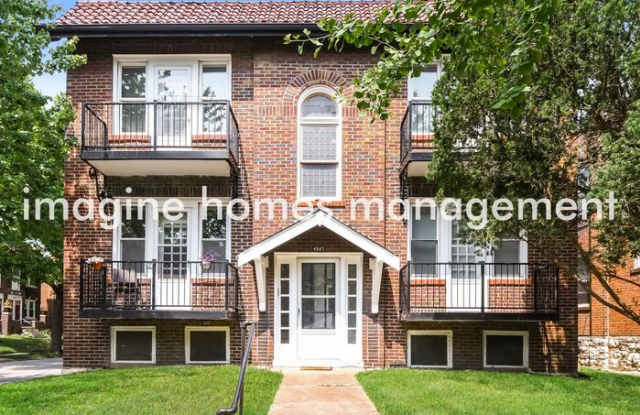 4547 Flora Avenue photos photos