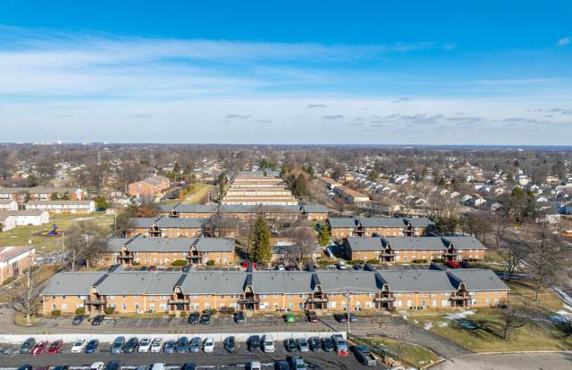 Commons of Victoria Village I photos photos