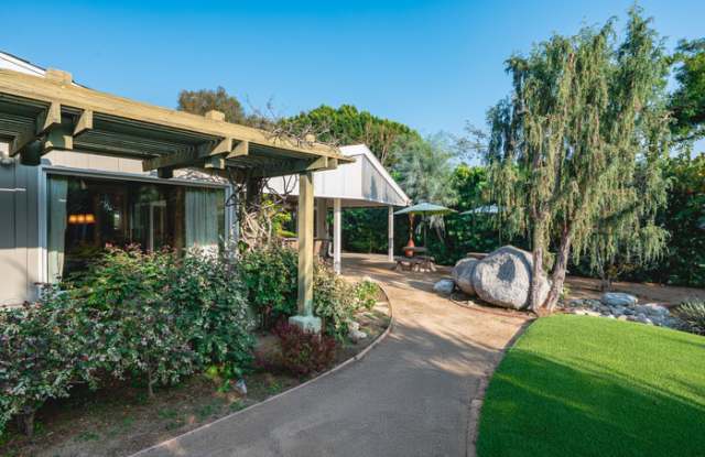 1342 Skyline Drive photos photos