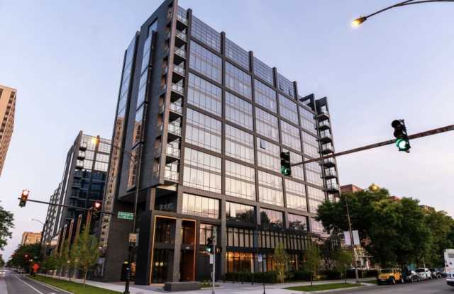4601 N Marine Dr Gallery 1