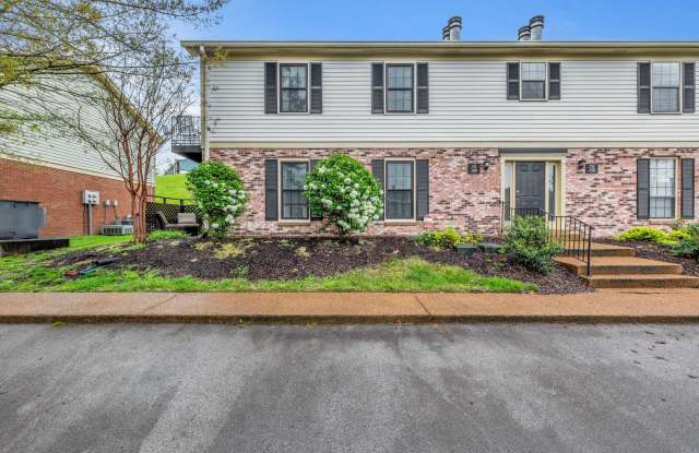 Spotless home in the most convenient location off Old Hickory Blvd photos photos