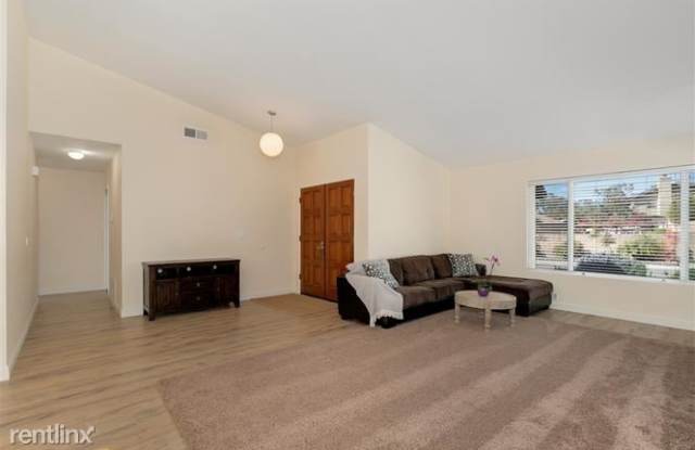 7315 Rock Canyon Dr Gallery 3
