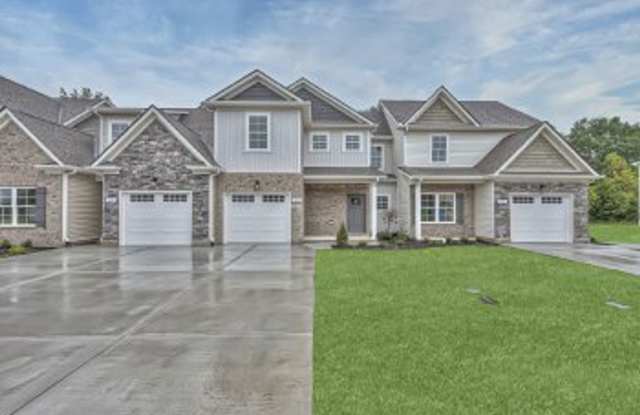 Beautiful LIKE NEW 3 Bed 2.5 Bath Townhome in Manchester! Gallery 3