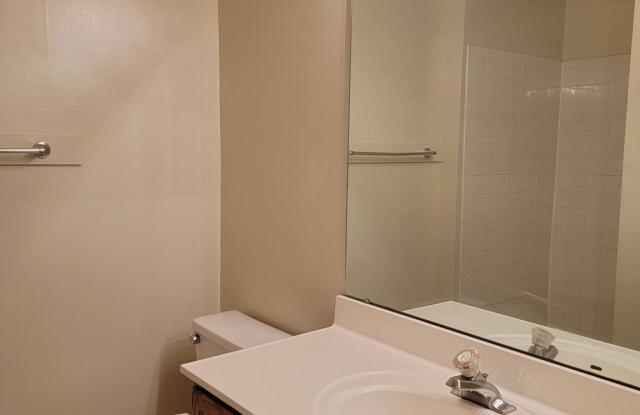 7414 GADSBY SQUARE Gallery 2